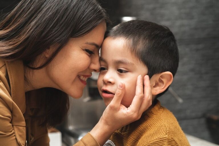 Terapi wicara untuk anak autisme