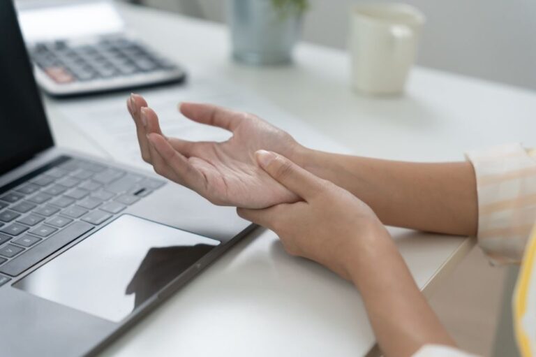Akupunktur untuk Carpal Tunnel Syndrome