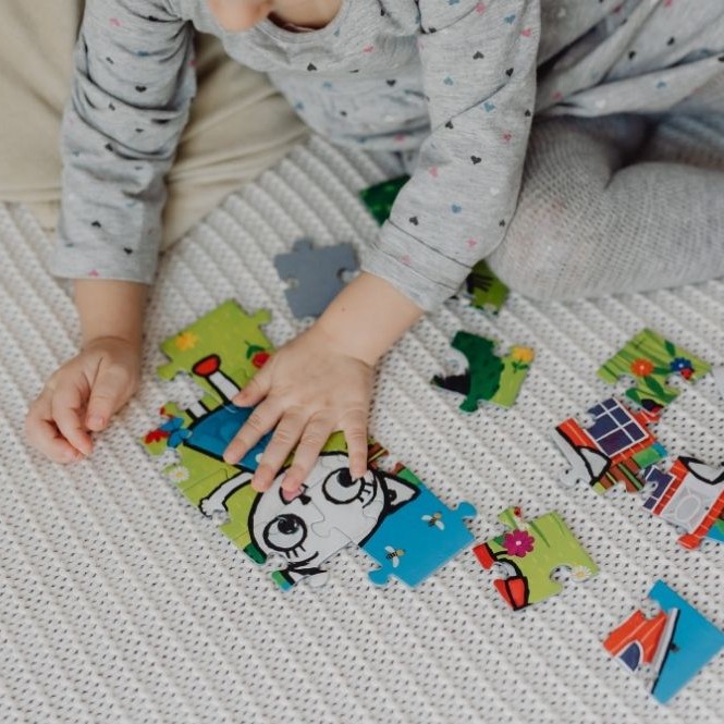 speech delay vs gangguan bahasa