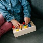 Anak Sering Salah Menjawab Pertanyaan: Masalah Bahasa Reseptif?