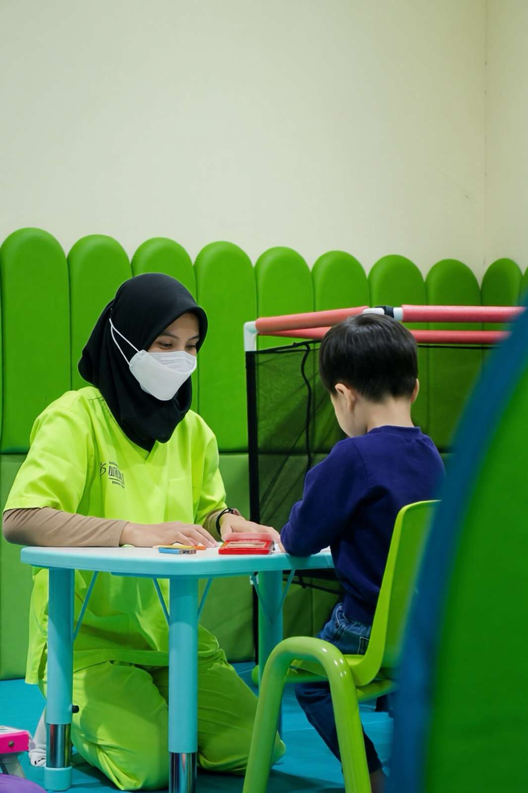 Feeding therapy anak di Wangbi Clinic Jakarta Selatan